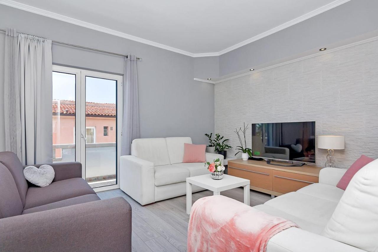 Apartments Gisela Makarska Buitenkant foto