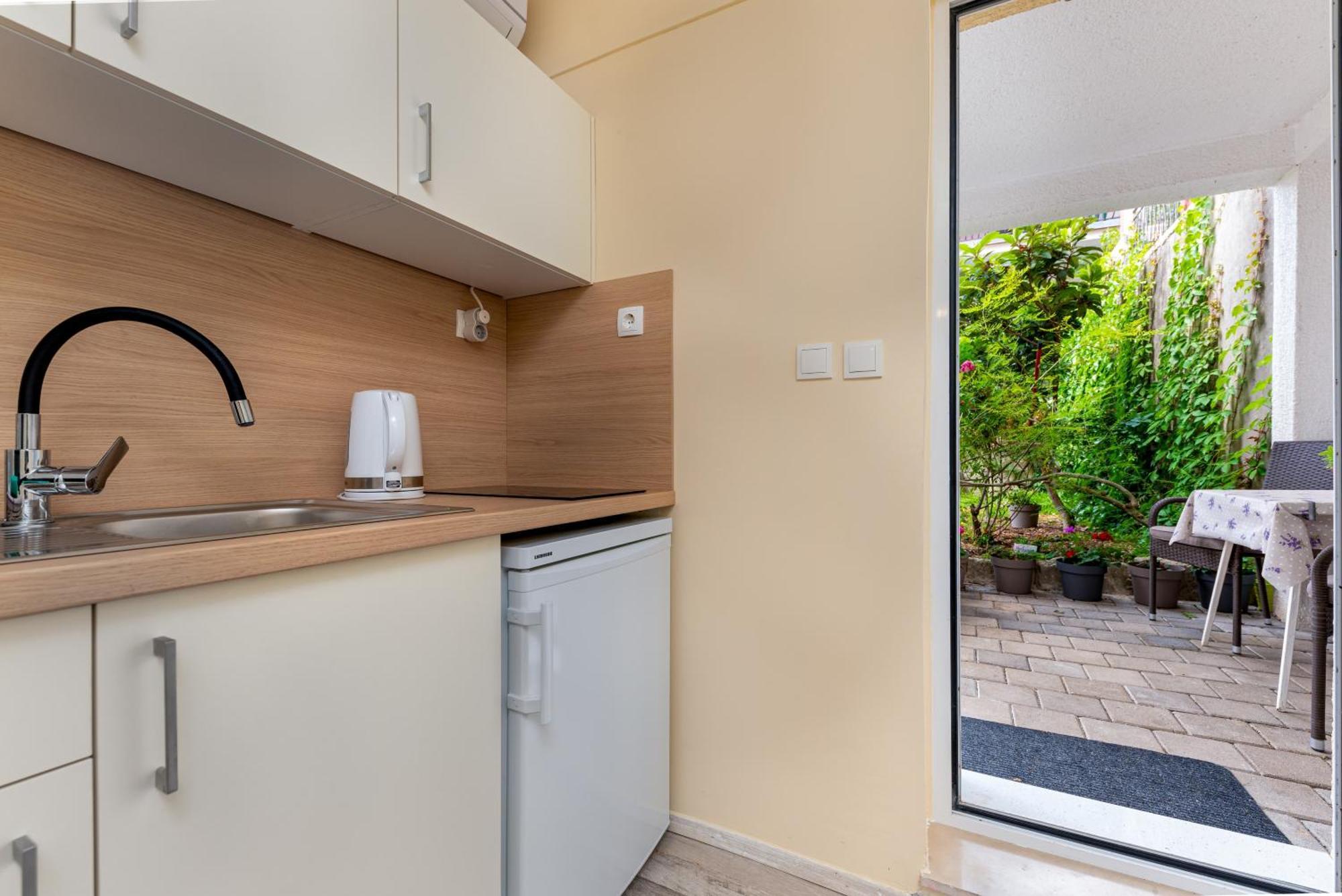 Apartments Gisela Makarska Kamer foto
