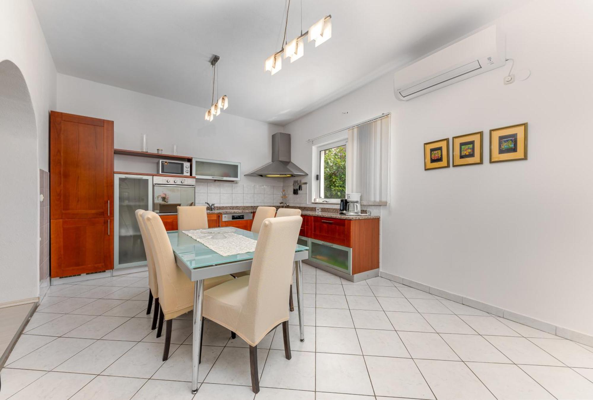 Apartments Gisela Makarska Kamer foto